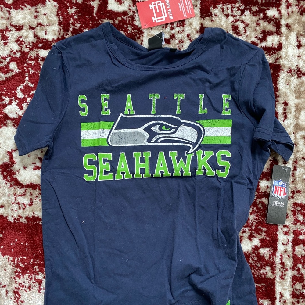 NWT* NFL Team Apparel Seattle Seahawks Tee